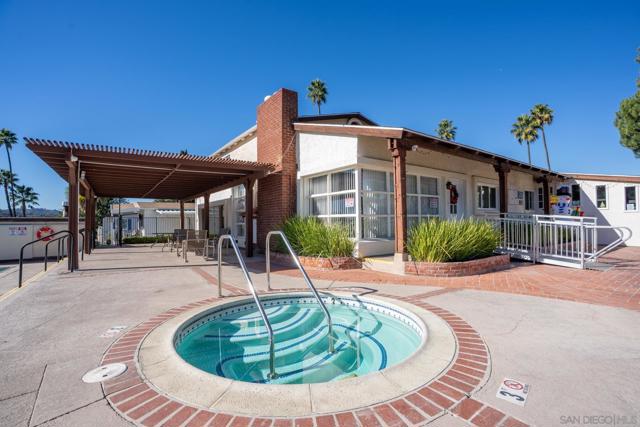 13490 Highway 8 Business, Lakeside CA: https://media.crmls.org/mediaz/2788c08e-1813-49a2-be44-c4d103ced3d6.jpg