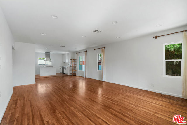 4031 Edenhurst Avenue, Los Angeles CA: https://media.crmls.org/mediaz/2788db2b-d52a-4191-8a3f-2f3c4f8633c1.jpg