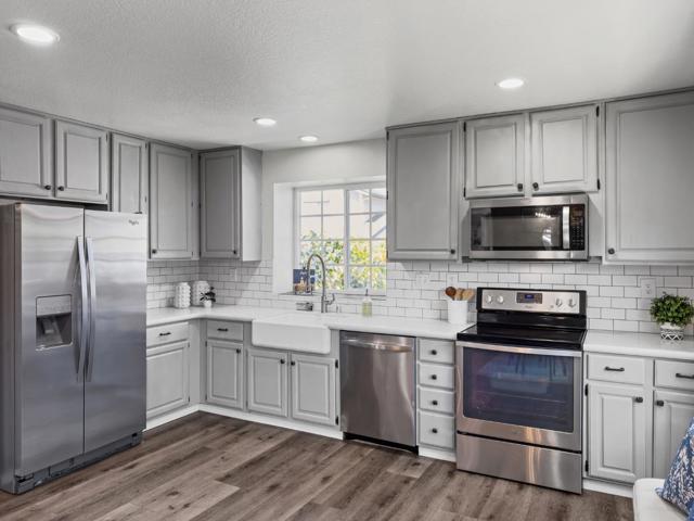1616 Brentwood Lane, Gilroy CA: https://media.crmls.org/mediaz/27898cce-a9e5-431f-b60d-7fd6845f15ab.jpg