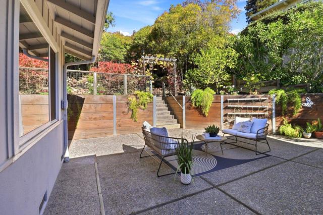 574 Wellington Drive, San Carlos CA: https://media.crmls.org/mediaz/278aaa7e-2571-4bcc-b0fa-2f1bb7e0da75.jpg