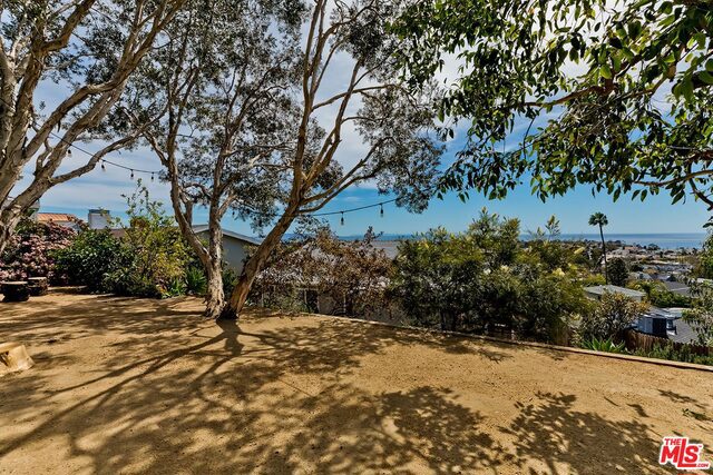 Drew Fenton | 14943 Mckendree Avenue Pacific Palisades CA | MLS: 6783231