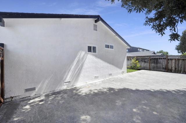 1075 Summerfield Drive, San Jose CA: https://media.crmls.org/mediaz/278c502f-563e-42db-9b8f-9bd07b88ee9e.jpg