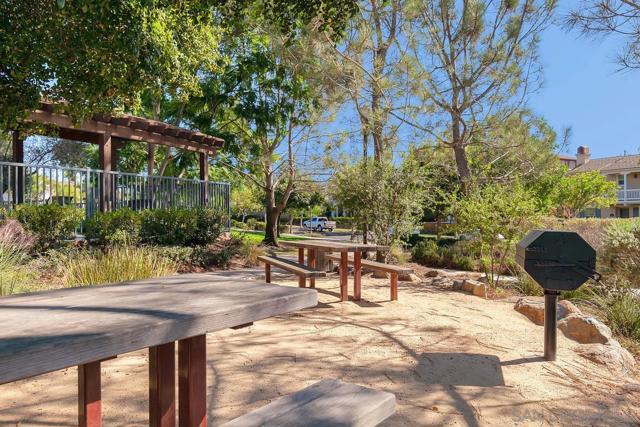 15501 Bristol Ridge Ter, San Diego CA: https://media.crmls.org/mediaz/278d4790-4cdc-4882-ad7c-b91ac3a5f839.jpg