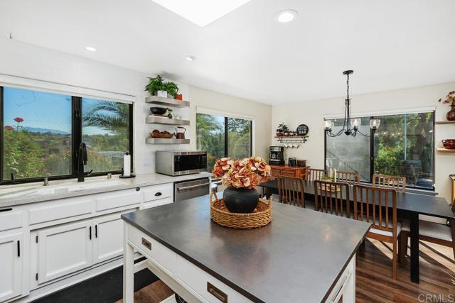 Detail Gallery Image 7 of 35 For 2625 27 Havencrest Dr, Fallbrook,  CA 92028 - 4 Beds | 3 Baths