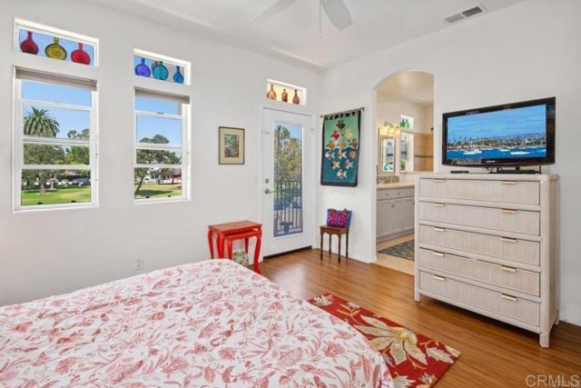 Detail Gallery Image 10 of 16 For 324 Park Way #3,  Chula Vista,  CA 91910 - 3 Beds | 2/1 Baths