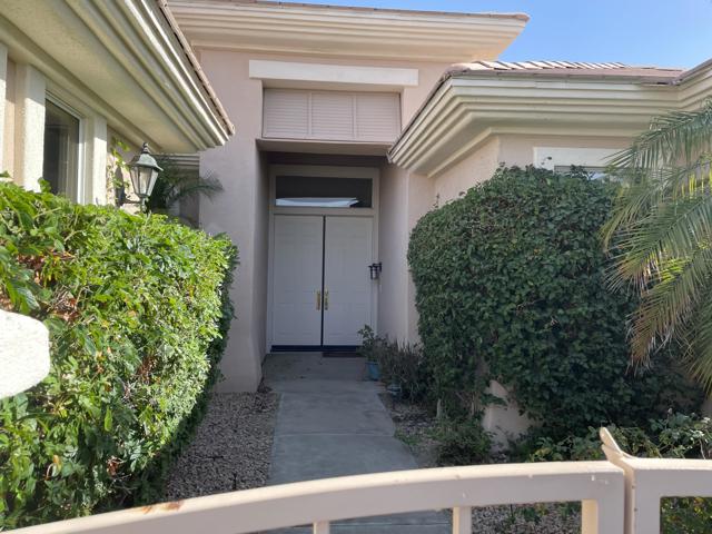39264 Mirage Circle, Palm Desert CA: https://media.crmls.org/mediaz/278dac9b-1c14-4392-aa51-8bfd3e21b607.jpg