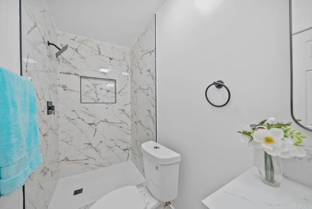 Image 31 of 51 For 11564 Manzanita Road