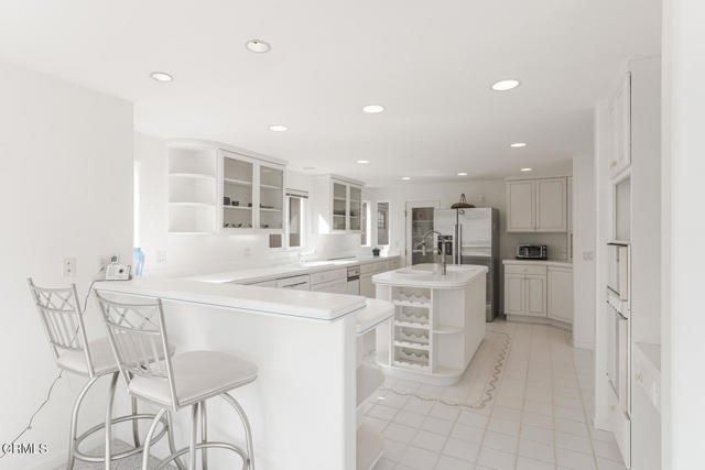 Detail Gallery Image 16 of 54 For 5331 Wavecrest Way, Oxnard,  CA 93035 - 3 Beds | 3/1 Baths