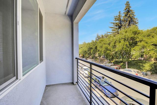 2580 Gimelli Way, San Jose CA: https://media.crmls.org/mediaz/2792c588-67e5-4aa5-b90f-f47b05d1f79b.jpg