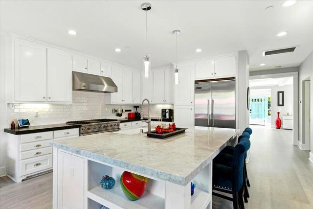 16218 George St, Los Gatos CA: https://media.crmls.org/mediaz/27942522-fb5c-4aaf-b4a9-869267181fea.jpg