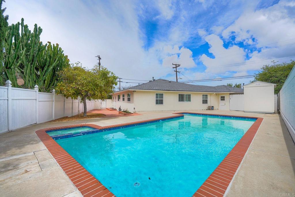 2511 Meadow Lark Dr. - photo 9