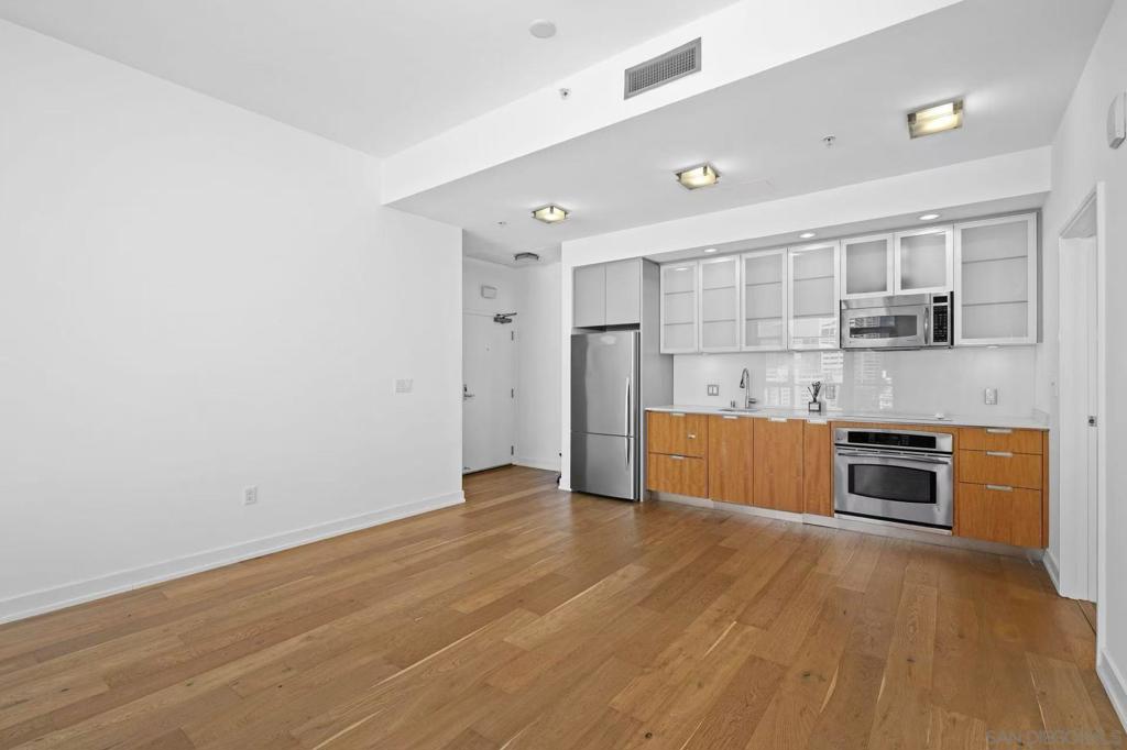 575 6th Ave - photo 6