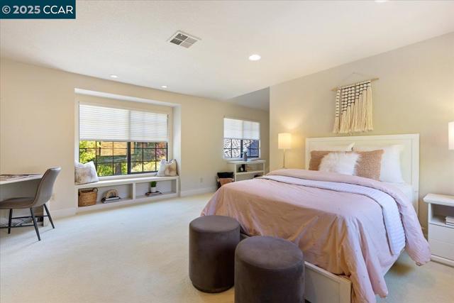 4101 Fox Creek Ct, Danville CA: https://media.crmls.org/mediaz/2794b910-77b0-45ca-af5f-9d206c2d9298.jpg