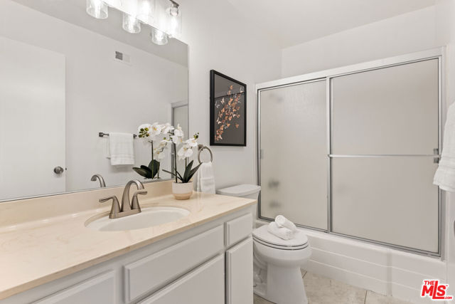 22038 Vanowen Street, Woodland Hills CA: https://media.crmls.org/mediaz/27959894-9c99-48bd-9531-d966c68af1e5.jpg