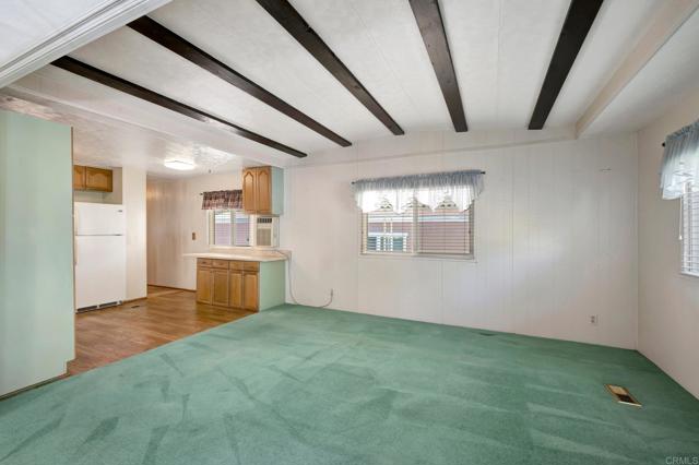 1925 OTAY LAKES RD, Chula Vista CA: https://media.crmls.org/mediaz/279600e8-f573-415f-b64b-e0e449bc6c2d.jpg