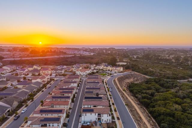 2975 Denali Drive, Marina CA: https://media.crmls.org/mediaz/27969e2f-9644-4d60-8342-3197fe488a8e.jpg