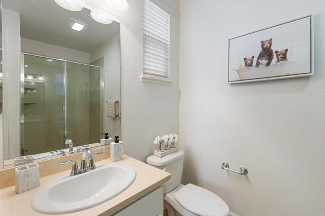 211 Okeefe Way, Mountain View CA: https://media.crmls.org/mediaz/27969f47-32f2-459c-bc8d-f25d411da1c4.jpg