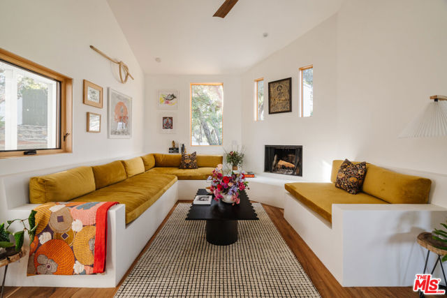 2002 Tuna Canyon Road, Topanga CA: https://media.crmls.org/mediaz/2797a4da-af6e-41ec-aaed-5f776fccc82d.jpg