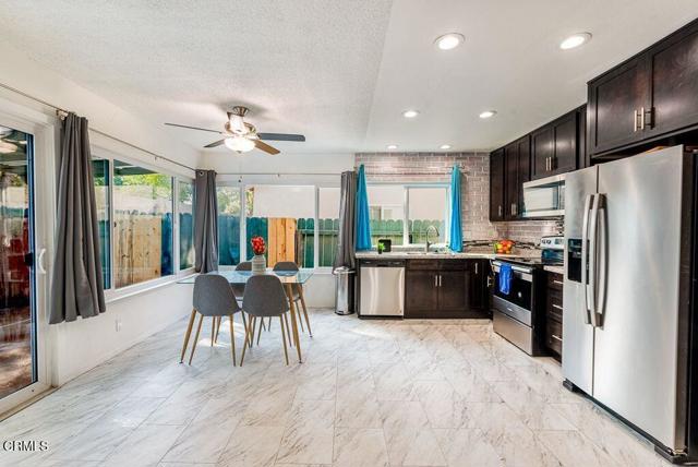 Detail Gallery Image 6 of 27 For 2250 N Goddard Ave, Simi Valley,  CA 93063 - 3 Beds | 2 Baths