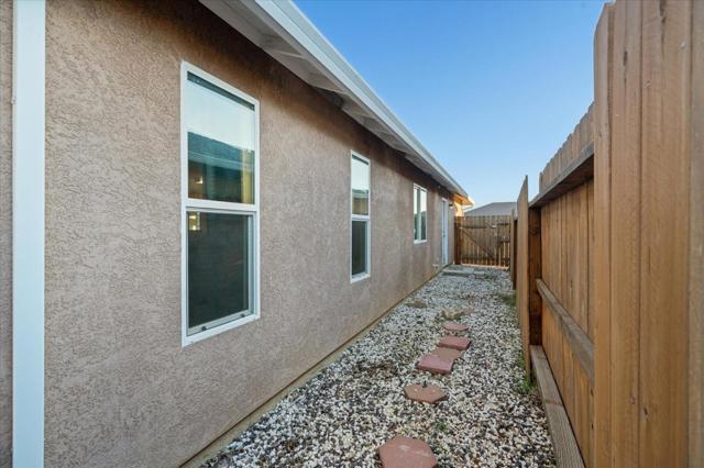 20970 Beagle Street, Cottonwood CA: https://media.crmls.org/mediaz/2797fb3c-ec8c-4c07-9f9d-32f534b68b31.jpg