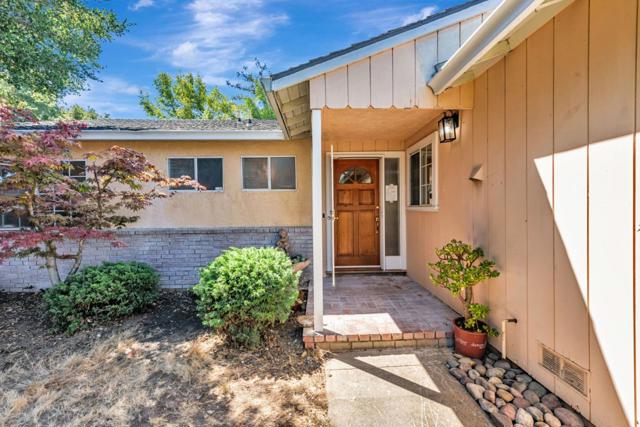 24505 2nd Street, Hayward CA: https://media.crmls.org/mediaz/27984a86-2ed9-4c9a-8446-2a2ee7a472db.jpg