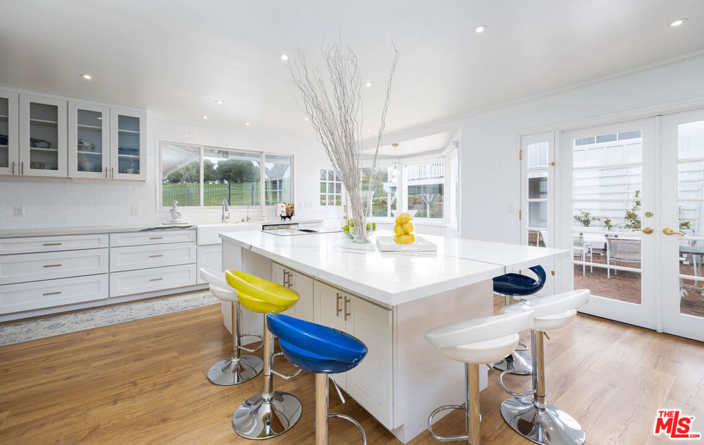 1110 Muirlands Drive - photo 11