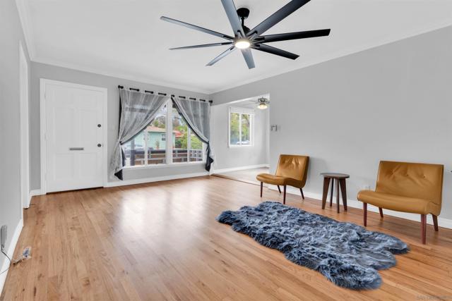 3921 Juniper St, San Diego CA: https://media.crmls.org/mediaz/279a6fbe-a97c-4546-90f6-ad1532c92227.jpg