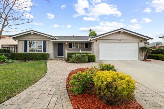 900 Plymouth Drive, Gilroy CA: https://media.crmls.org/mediaz/279ab698-7a67-426a-a9b3-ed3ed685e8fc.jpg