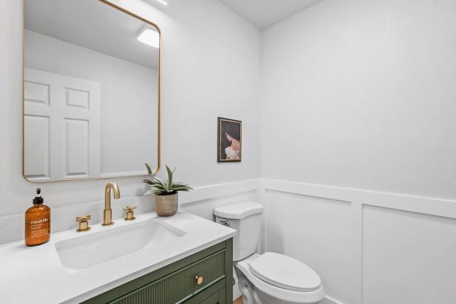2247 Wales Dr., Cardiff by the Sea CA: https://media.crmls.org/mediaz/279ae637-4f5a-497e-ba66-a1a25f75b301.jpg
