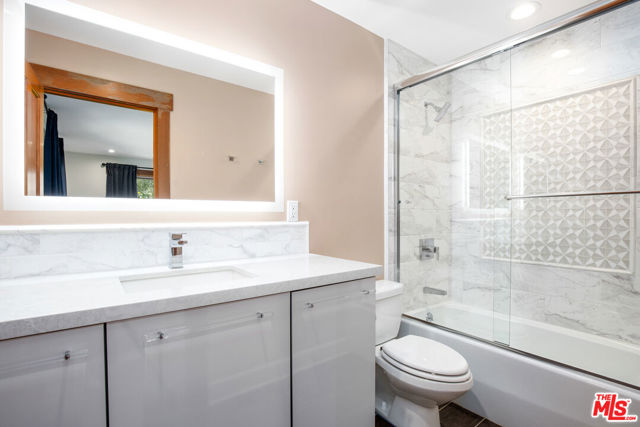 30362 Morning View Drive, Malibu CA: https://media.crmls.org/mediaz/279b0638-623a-478c-9f9e-6c9c5051bda8.jpg