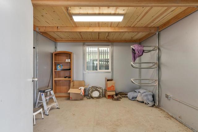804 Comstock Road, Hollister CA: https://media.crmls.org/mediaz/279b5a32-d063-4862-889f-e64a2f5bdd79.jpg