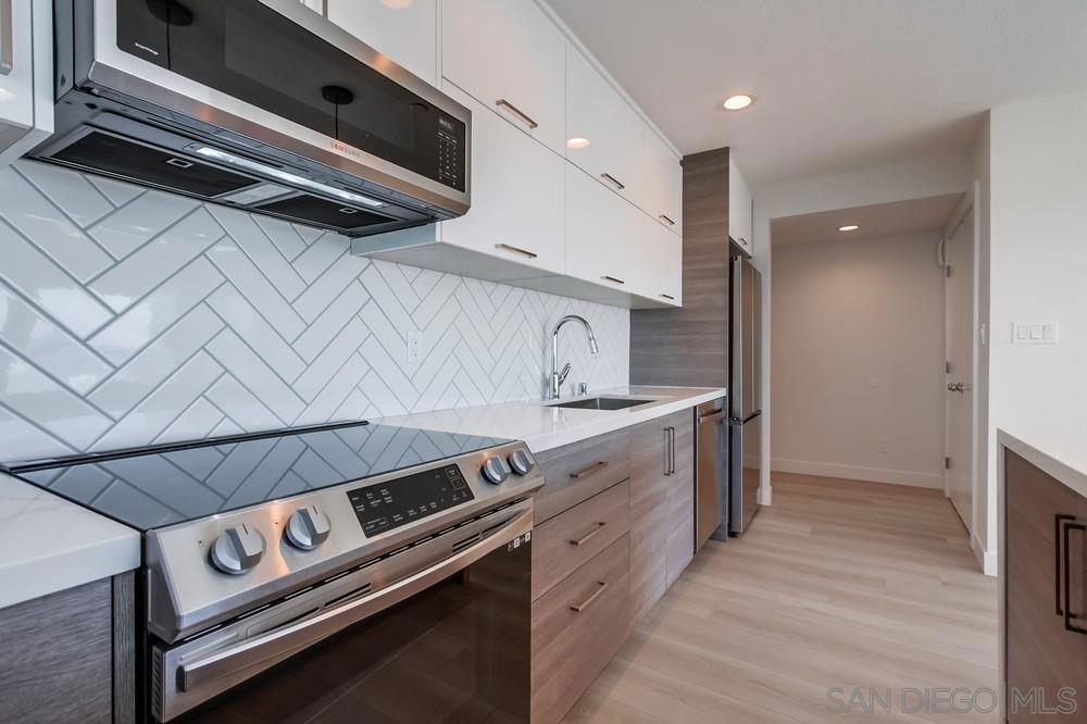 MLS #250032138SD img 14