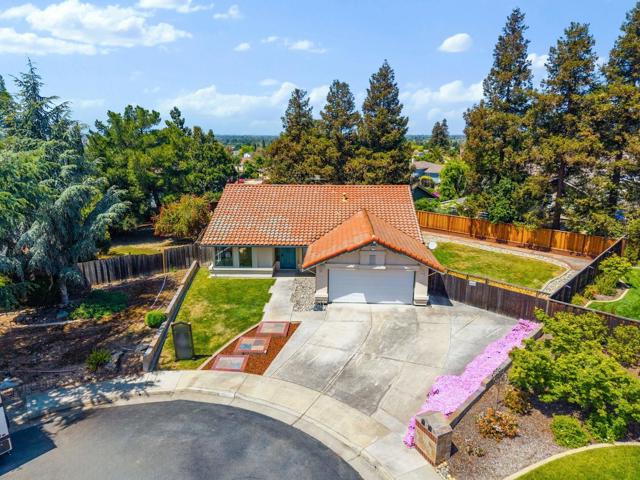 3359 Kuykendall Place, San Jose CA: https://media.crmls.org/mediaz/279ce348-194f-407b-a5b6-12365351aae2.jpg
