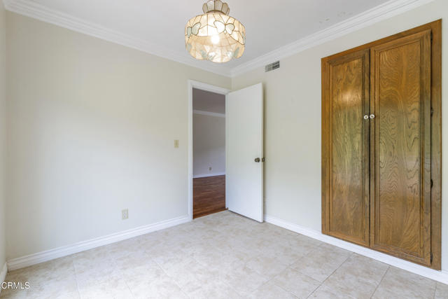 5991 Canon Court, Ventura CA: https://media.crmls.org/mediaz/279d8484-d873-45fc-b2d0-babdc2f7dd71.jpg