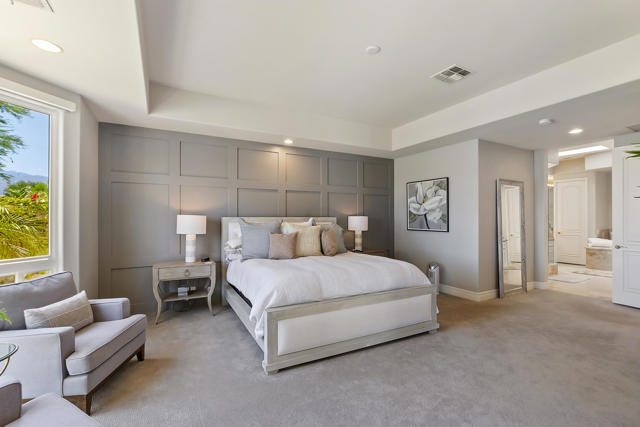 48644 Vista Palomino, La Quinta CA: https://media.crmls.org/mediaz/279e8e80-e523-44fd-9c40-95205149b2c5.jpg
