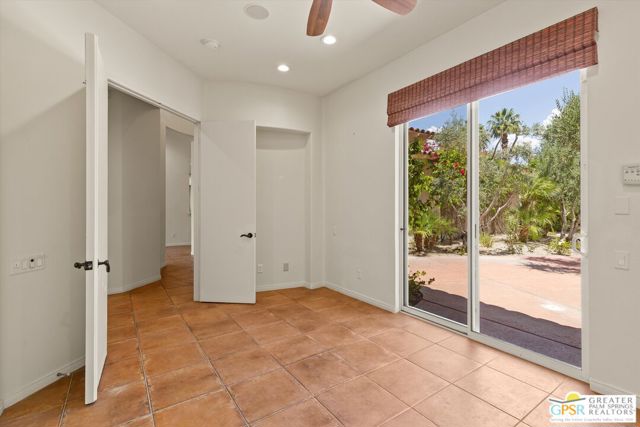 1347 Culver Place, Palm Springs CA: https://media.crmls.org/mediaz/279f18e1-7b1f-4057-b1fb-10898be09dfb.jpg