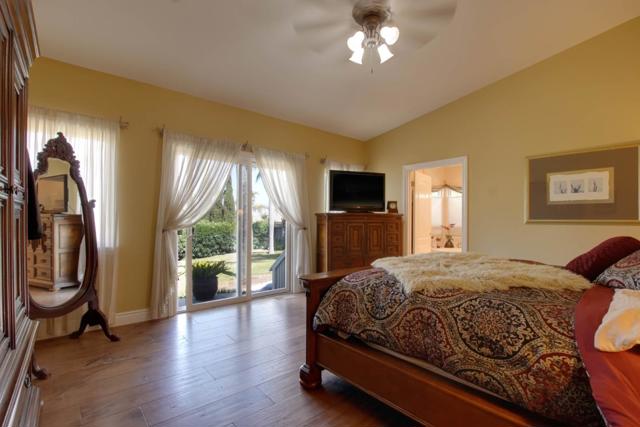 303 Taryn Court, Hollister CA: https://media.crmls.org/mediaz/279f97f2-db4d-4082-ba41-b9fc3c837bc6.jpg