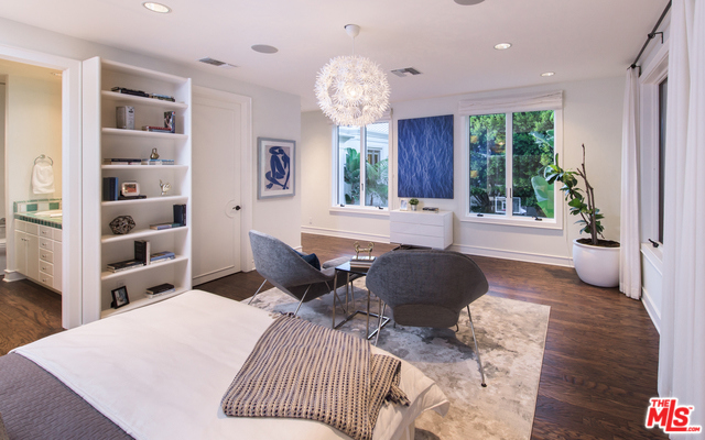 12000 CREST Court