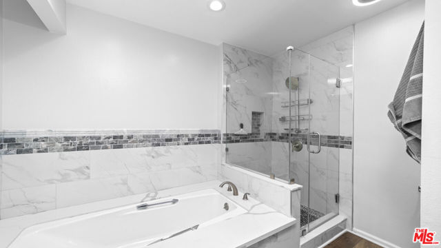 663 W Terrylynn Place, Long Beach CA: https://media.crmls.org/mediaz/27a01b09-55f3-4c66-95d6-d2c4abbb2540.jpg