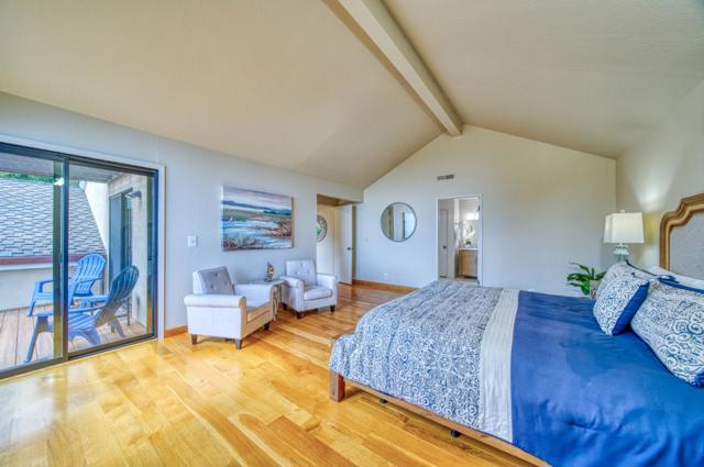925 Skyward Drive, Aptos CA: https://media.crmls.org/mediaz/27a0ade6-c1b9-413c-b63d-1f218677e637.jpg
