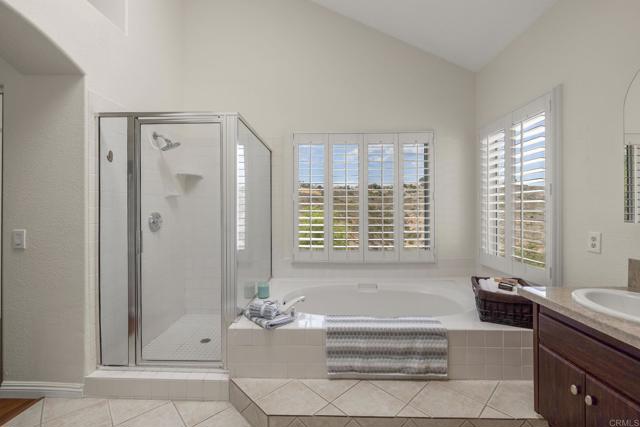 Detail Gallery Image 26 of 65 For 9432 Hito Ct, San Diego,  CA 92129 - 5 Beds | 3 Baths