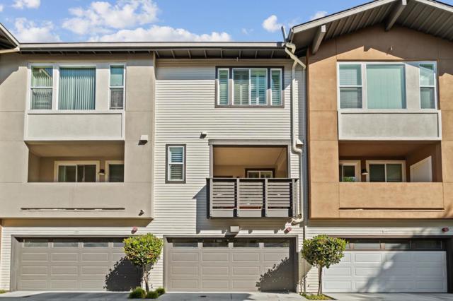 2560 Saffron Way, Mountain View CA: https://media.crmls.org/mediaz/27a14bae-b08c-4620-80aa-86cb6521723d.jpg