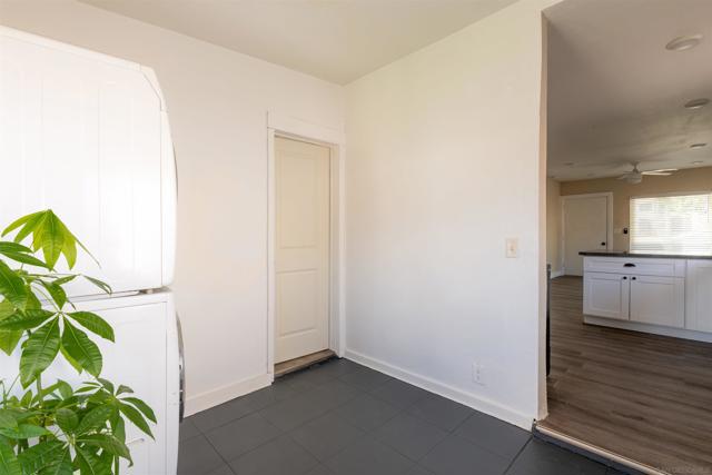 2948 50 Franklin Ave, San Diego CA: https://media.crmls.org/mediaz/27a1d779-8760-404a-8405-31c95be7b4c2.jpg