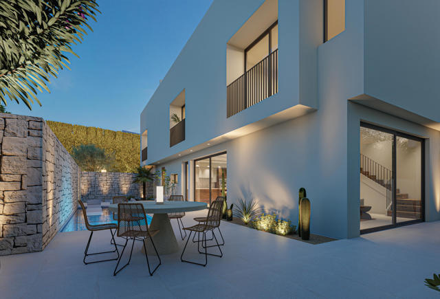 181 Pena Lane, Palm Springs CA: https://media.crmls.org/mediaz/27a2c444-0205-49a1-a706-a6393b4c7d95.jpg