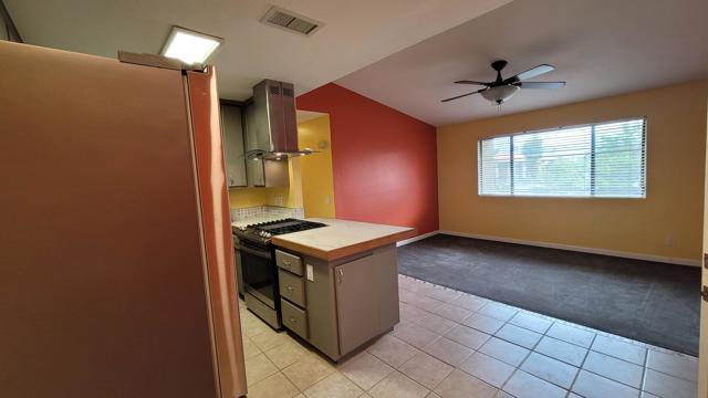 31200 Landau Boulevard, Cathedral City CA: https://media.crmls.org/mediaz/27a36669-08d1-43f7-92cb-7b788fef3ce9.jpg