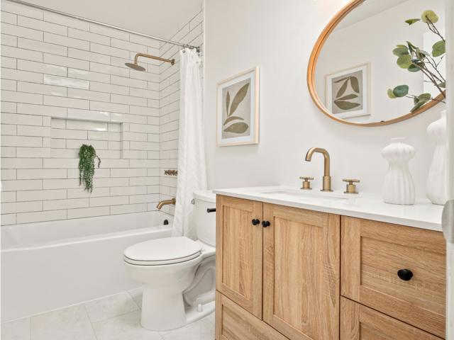 120 Oak Rim Way, Los Gatos CA: https://media.crmls.org/mediaz/27a3f5f4-1fa4-4acb-8dd7-d43c58587b9a.jpg