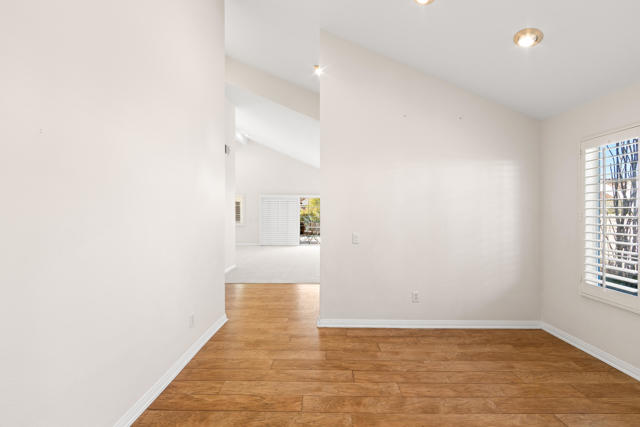 77739 Cape Verde Drive, Palm Desert CA: https://media.crmls.org/mediaz/27a50bc0-0926-49e7-8a8a-68e2c513069a.jpg