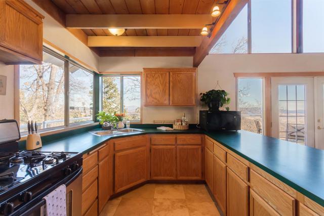 Detail Gallery Image 9 of 34 For 32755 Birch Hill Rd, Palomar Mountain,  CA 92060 - 2 Beds | 2 Baths