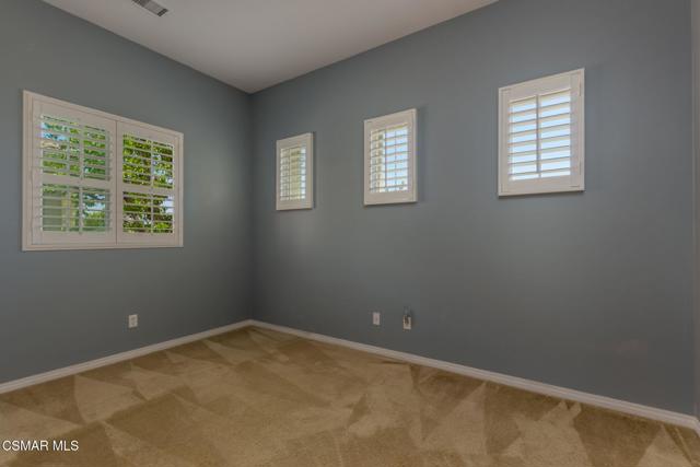 3343 Shadetree Way, Camarillo CA: https://media.crmls.org/mediaz/27a83436-d744-4846-9eea-fc65e9894a7b.jpg
