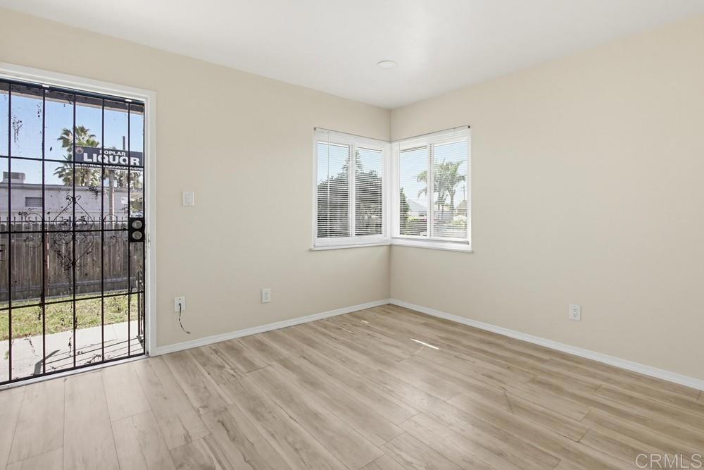 4220 Poplar Street - photo 11